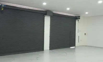 Salão comercial  de 137m² com dois banheiros para locação na Vila Aricanduva