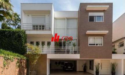 Condomínio de casas sobrado no Brooklin Velho, com 4 suítes 1 Master,4 salas,5 vagas, útil de 617 m²