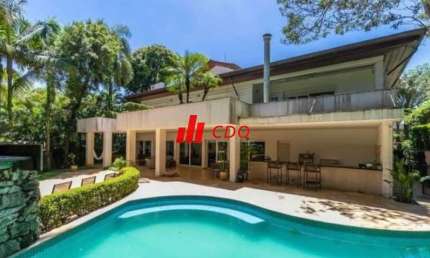 Condomínio Vila Verde linda mansão com 4 suítes 4 salas 5 vagas útil de 1.167,36m²
