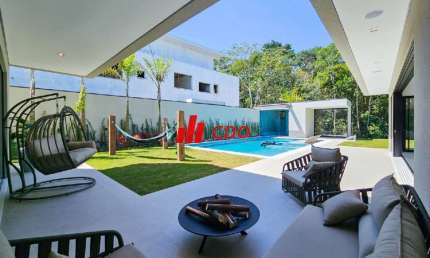 Excelente casa a venda na Riviera de São Lourenço modulo 16,com 7 suítes,4 salas,6 vagas,terreno de 995 m² área construída de 758 m² fino acabamento.
