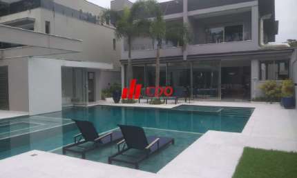 Riviera de São Lourenço linda casa no Modulo 17 com 5 suítes sala para 4 ambientes,terreno de 743 m² área construída de 511 m²