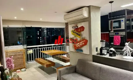 Jardim Ampliação Morumbi excelente apartamento a venda todo reformado moderno, com 2 dormitórios sendo 1 suíte,sala para 2 ambientes com bela varanda,