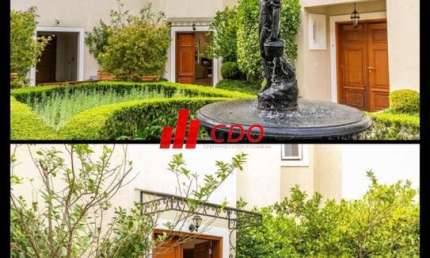 Imponente residência de luxo em condomínio, com 4 suítes, 4 salas, 6 banheiros e 5 vagas.Jd. Petrópolis, São Paulo-SP - 533,43 m².
