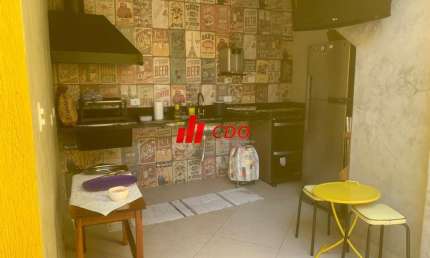 Imperdível: Casa térrea a venda Vila Prel: Próximo Shopping Campo Limpo e Metrô,3 suítes, 3 salas, 4 banheiros, 3 vagas de garagem cobertas, 180m²!