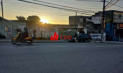 Terreno Comercial à Venda em Taboão da Serra-SP no Bairro Parque Pinheiros com 10 x 28.5= 282,00 m² de Área bom para montar uma academia,