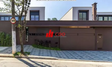 Impecável casa de alto padrão em condomínio no jardim cordeiro, são paulo-sp: 4 suítes, 4 salas, 6 banheiros, piscina, 4 vagas, 487m².