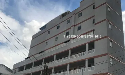 Kitnet novo para venda na Vila Nova York, próximo ao Shopping Aricanduva. Bem iluminado e arejado, fino acabamento, churrasqueira e salão de festas