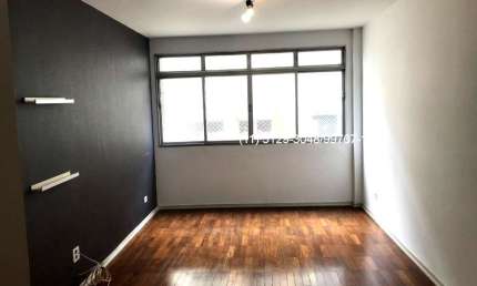 Belíssimo apartamento em Higienópolis próximo ao Mackenzie com 02 dormitórios, 01 vaga de garagem, andar alto e todo reformado
