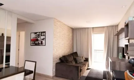 Apartamento com 03 quartos, sendo 01 suíte, sala, cozinha, 02 banheiros e 01 vaga