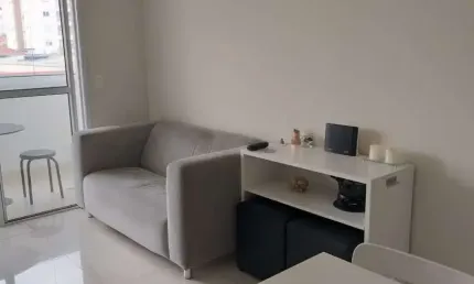 Apartamento com 02 dormitórios sendo 01 suíte,sala, cozinha e 01 vaga em excelente localização, a 700 metros do metrô parada inglesa
