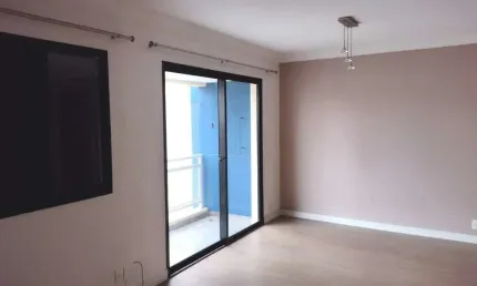 Belíssimo apartamento com 3 dormitórios, sendo uma suíte, 2 vagas fixas, varanda, depósito, principais itens de lazer no condomínio