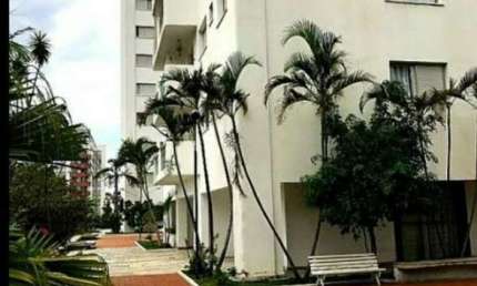 Apartamento próximo ao metrô Santana com 2 dormitórios, 1 vaga, baixo valor de condomínio e lazer.