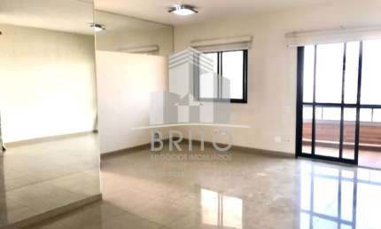 Apartamento de 3 dormitórios, sendo uma suíte, duas vagas de garagem, sala ampliada podendo ser revertida para um quarto dormitório ou escritório