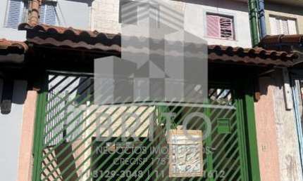 Aluguel de Casa Espaçosa no Sítio do Morro, São Paulo-SP: 2 Quartos, 2 Salas, 1 Banheiro, 3 Vagas de Garagem, 150m² de Área.