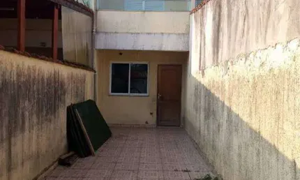 Casa à venda no Tude Bastos (Sítio do Campo), Praia Grande 