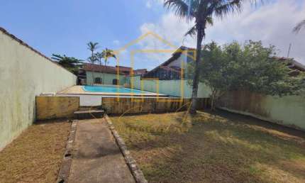 Casa para Venda em Itanhaém, Balneário Tupy, 3 dormitórios, 1 suíte, 2 banheiros, 7 vagas