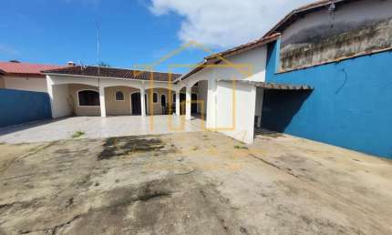 Casa para Venda em Itanhaém, Jardim Grandesp, 1 dormitório, 1 banheiro, 10 vagas