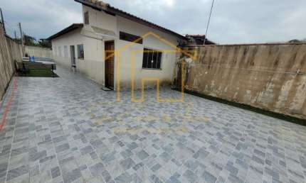 Casa para Venda em Itanhaém, Jardim Cibratel II, 3 dormitórios, 1 suíte, 3 banheiros, 7 vagas