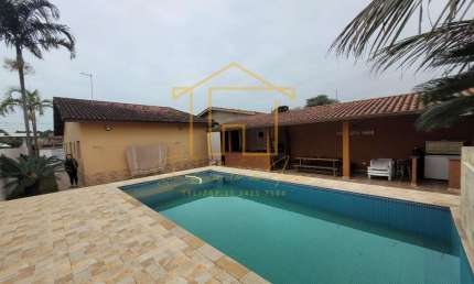 Casa para Venda em Itanhaém, Jardim Cibratel II, 3 dormitórios, 1 suíte, 3 banheiros, 5 vagas