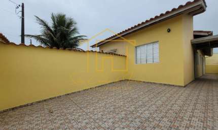 Casa para Venda em Itanhaém, Balneário Tupy, 2 dormitórios, 1 suíte, 2 banheiros, 2 vagas