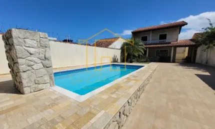 Sobrado para Venda em Itanhaém, Jardim Grandesp, 2 dormitórios, 1 suíte, 2 banheiros, 5 vagas