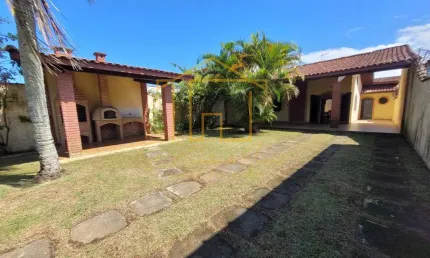 Casa para venda em itanhaém, jardim grandesp, 2 dormitórios, 2 banheiros, 8 vagas