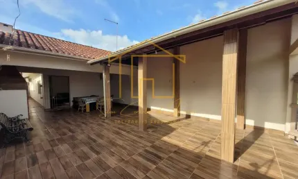 Casa para Venda em Itanhaém, Jardim Grandesp, 2 dormitórios, 1 suíte, 2 banheiros, 3 vagas