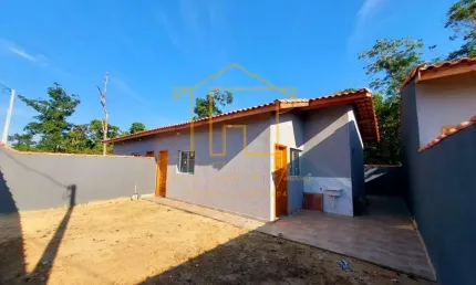 Casa para Venda em Itanhaém, Jardim Guacyra, 2 dormitórios, 1 banheiro, 3 vagas