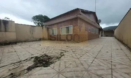 Casa para venda em itanhaém, parque jequitiba, 3 dormitórios, 2 banheiros, 10 vagas