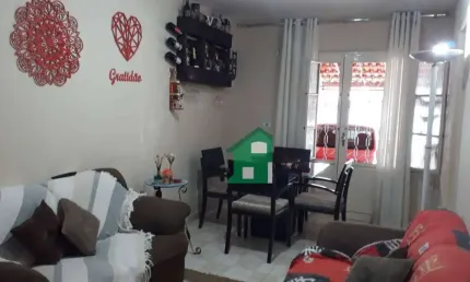 Casa à venda 4 quartos por R$ 425.000 - 31 de Março - São José dos Campos/SP