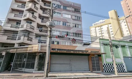 Sala comercial com 1 sala para alugar na Rua Treze de Maio, 92, Centro, Curitiba
