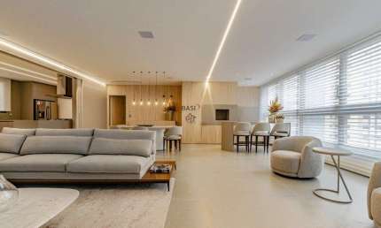 Apartamento todo mobiliado e decorado 3 suites e 4 vagas