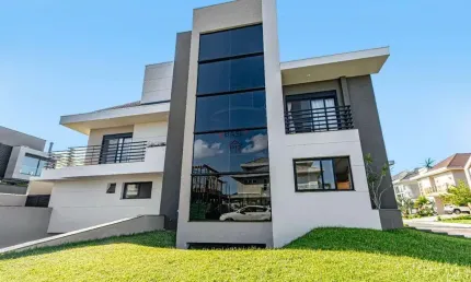 Casa em condomínio fechado com 4 quartos à venda na Rua Capitão Leônidas Marques, 893, Uberaba, Curitiba
