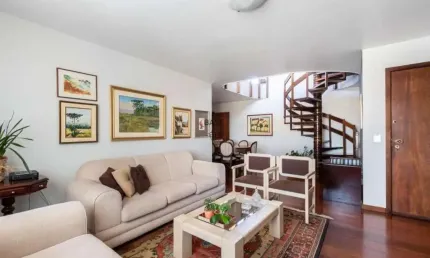 EXCELENTE COBERTURA DUPLEX COM LOCALIZACAO PRIVILEGIADA NO BACACHERI - EM FRETE AO CLUBE DUQUE DE CAXIAS