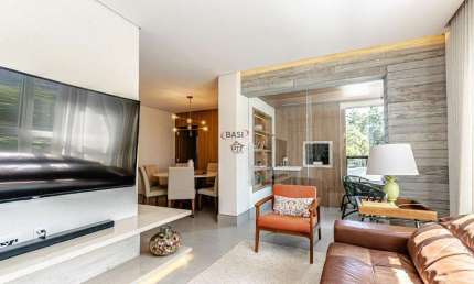 Apartamento impecavel, face Norte, reformado, na melhor localizacao do Cabral!