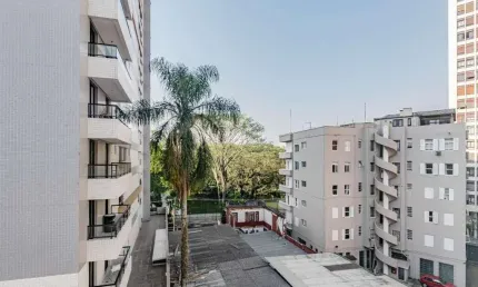 Sala comercial com 1 sala à venda na Rua Treze de Maio, 92, Centro, Curitiba