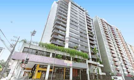 Apartamento de 4 Quartos no centro ao lado do Shopping Curitiba (2 VAGAS DE GARAGEM)