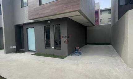 Sobrado com 3 Dormitorio a Venda no Uberada (TERRACO PRIVATIVO)