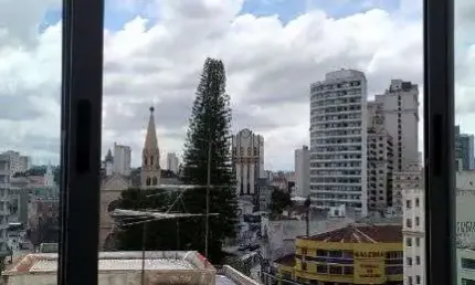 Conjunto Comercial a Venda no Centro de Curitiba | Otima localizacao e estrutura