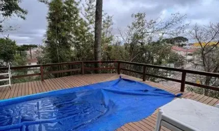 Sobrado em Condominio Fechado ao lado do Parque Bacacheri (5 QUARTOS / 5 SUITES)