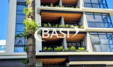Apartamento proximo ao clube curitibano, 3 dormitorios. agua verde