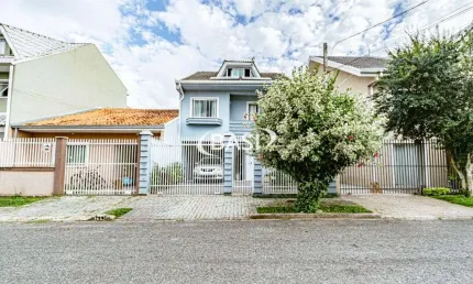 Sobrado a venda no bairro Cidade Industrial em Curitiba