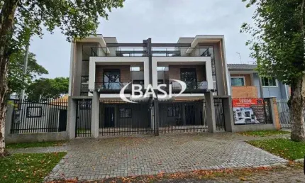 Casa de Alto Padrao a venda no bairro Pineville em Pinhais