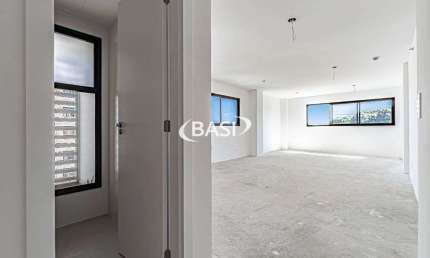 SALA COMERCIAL A VENDA NO BAIRRO BOA VISTA - DIVISA COM CABRAL