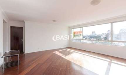 IDEAL PARA RETROFIT - Apartamento de 3 dormitorios a Venda no Merces, Curitiba