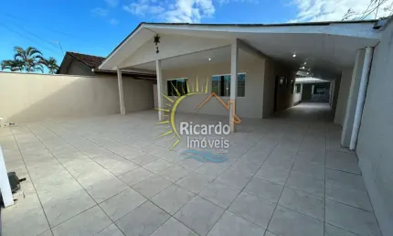 Casa com 5 quartos à venda na Rua Estoril, 207, Praia de Leste, Pontal do Paraná por R$ 750.000
