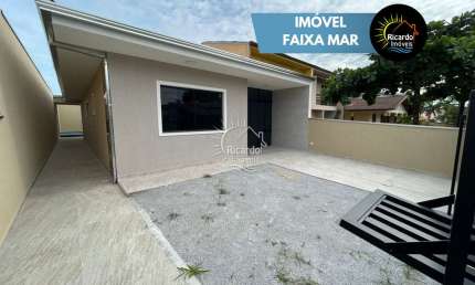 Casa com 3 quartos à venda na Rua Alberto Santos Dumont, 219, Santa Terezinha, Pontal do Paraná por R$ 750.000