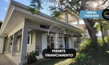 Casa com 3 quartos à venda na Rua Chile, 135, Atami, Pontal do Paraná por R$ 1.530.000