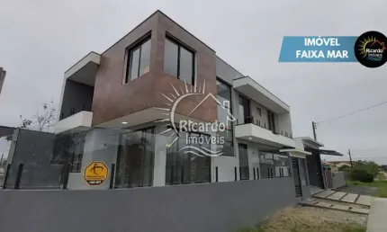 Casa com 3 quartos à venda na Rua Tiradentes, 457, Balneário Leblon, Pontal do Paraná por R$ 1.500.000