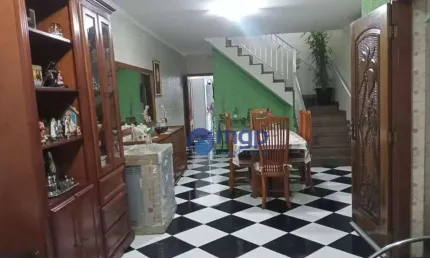 Sobrado para vender com 3 quartos, 240 m² - Vila Ede